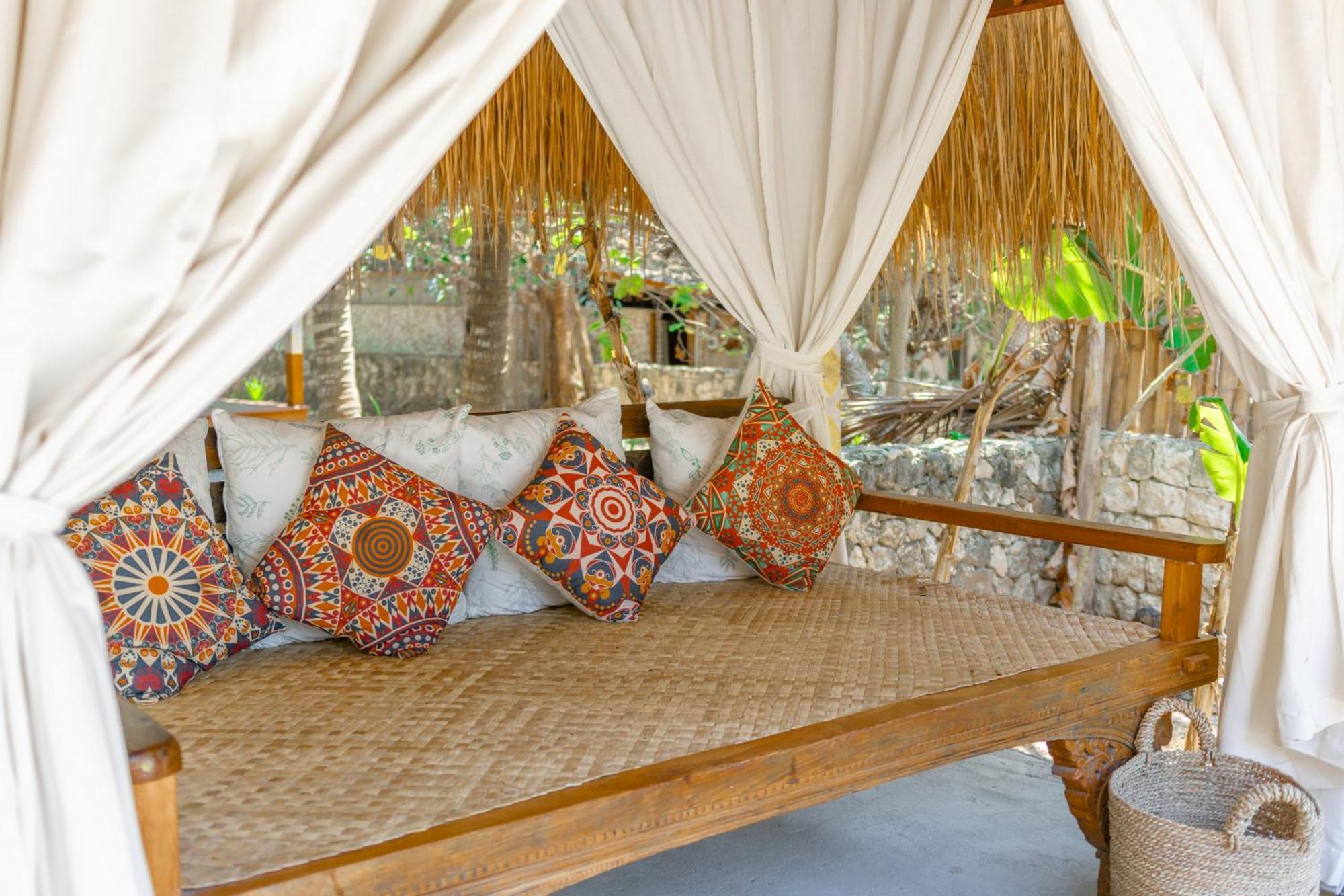 Golden Garuda Cottages Polilit 외부 사진